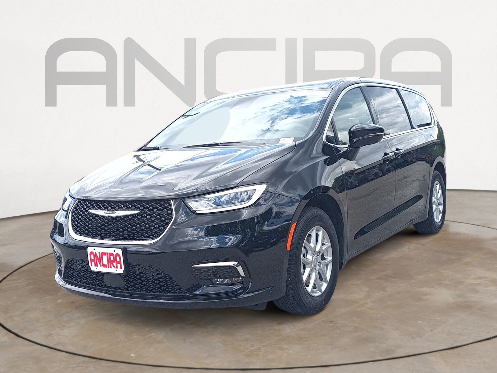2026 Chrysler Pacifica photo 5