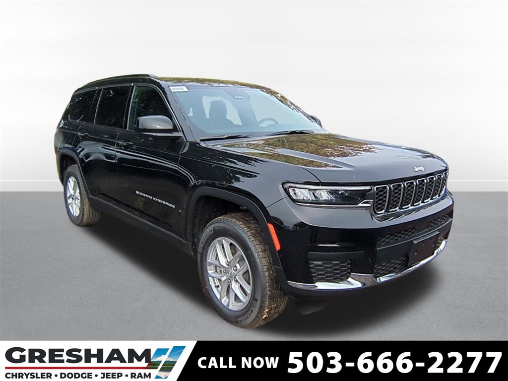2025 Jeep Grand Cherokee L Laredo's photo