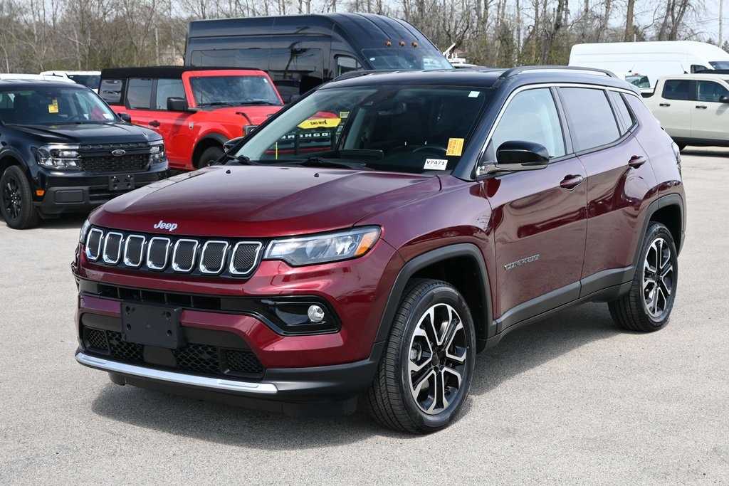 2022 Jeep Compass Limited photo 3