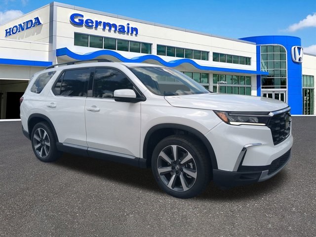 2025 Honda Pilot Touring's photo