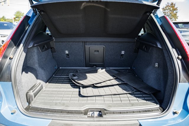 2023 Volvo XC40 Plus photo 4