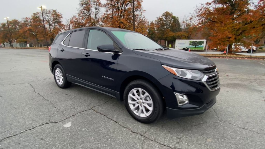 2020 Chevrolet Equinox LT photo 2