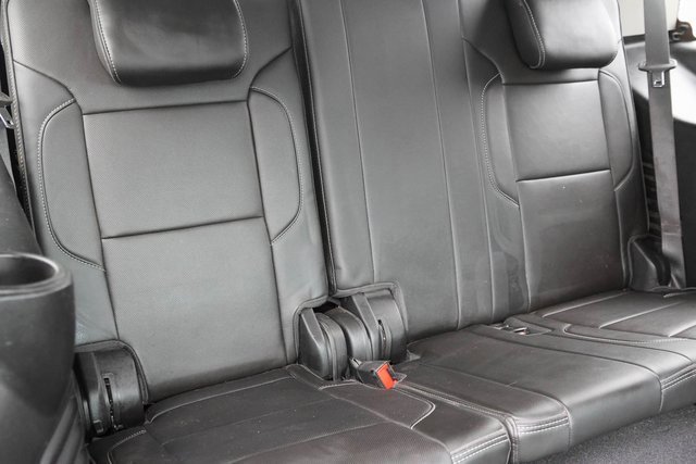 Used 2020 Quicksilver Metallic GMC Denali image 23