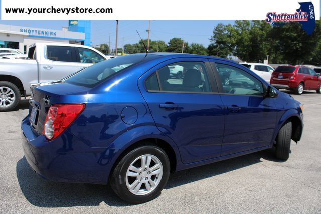 2012 Chevrolet Sonic LS photo 4