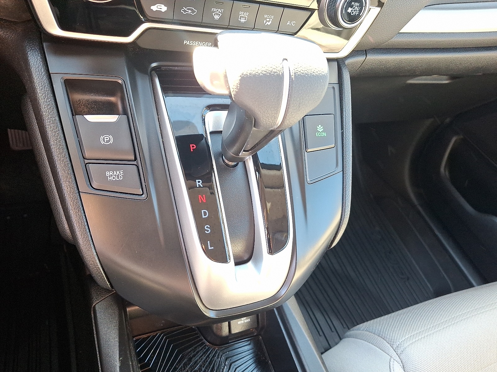 2017 Honda CR-V LX photo 14