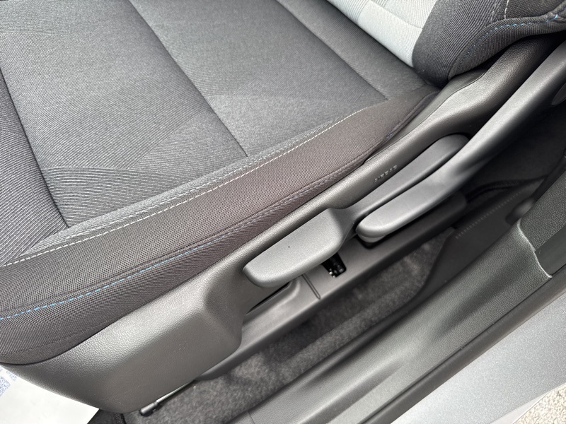 2025 Chevrolet Trax LS photo 17