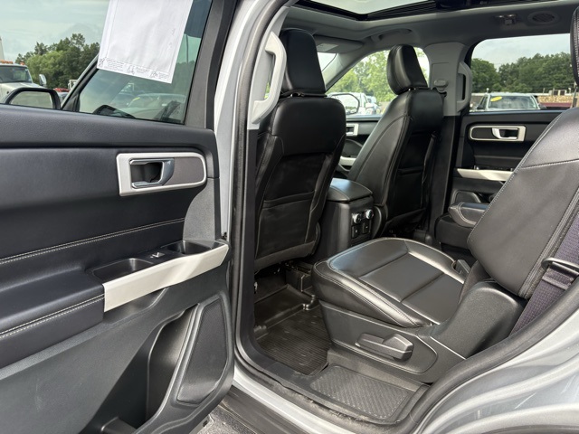 2022 Ford Explorer XLT photo 15