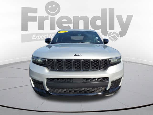 2025 Jeep Grand Cherokee Limited photo 8