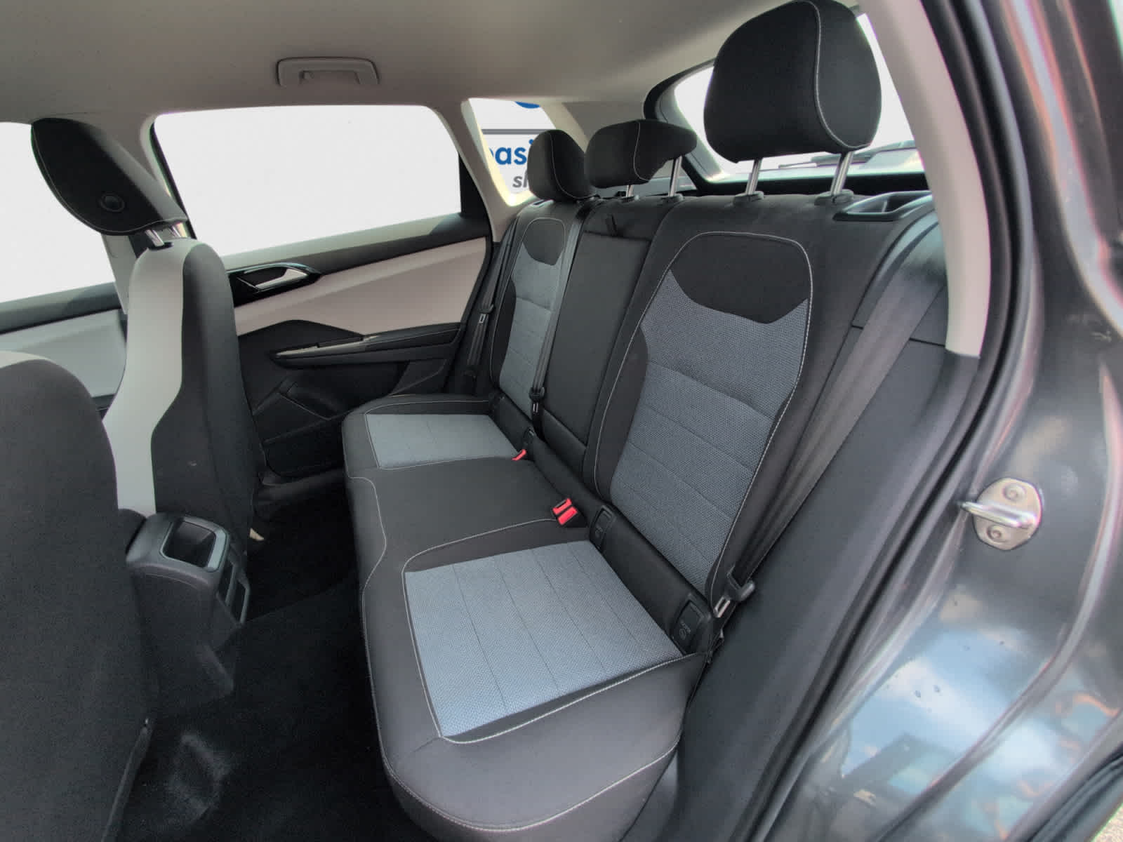 2025 Volkswagen Taos S photo 16