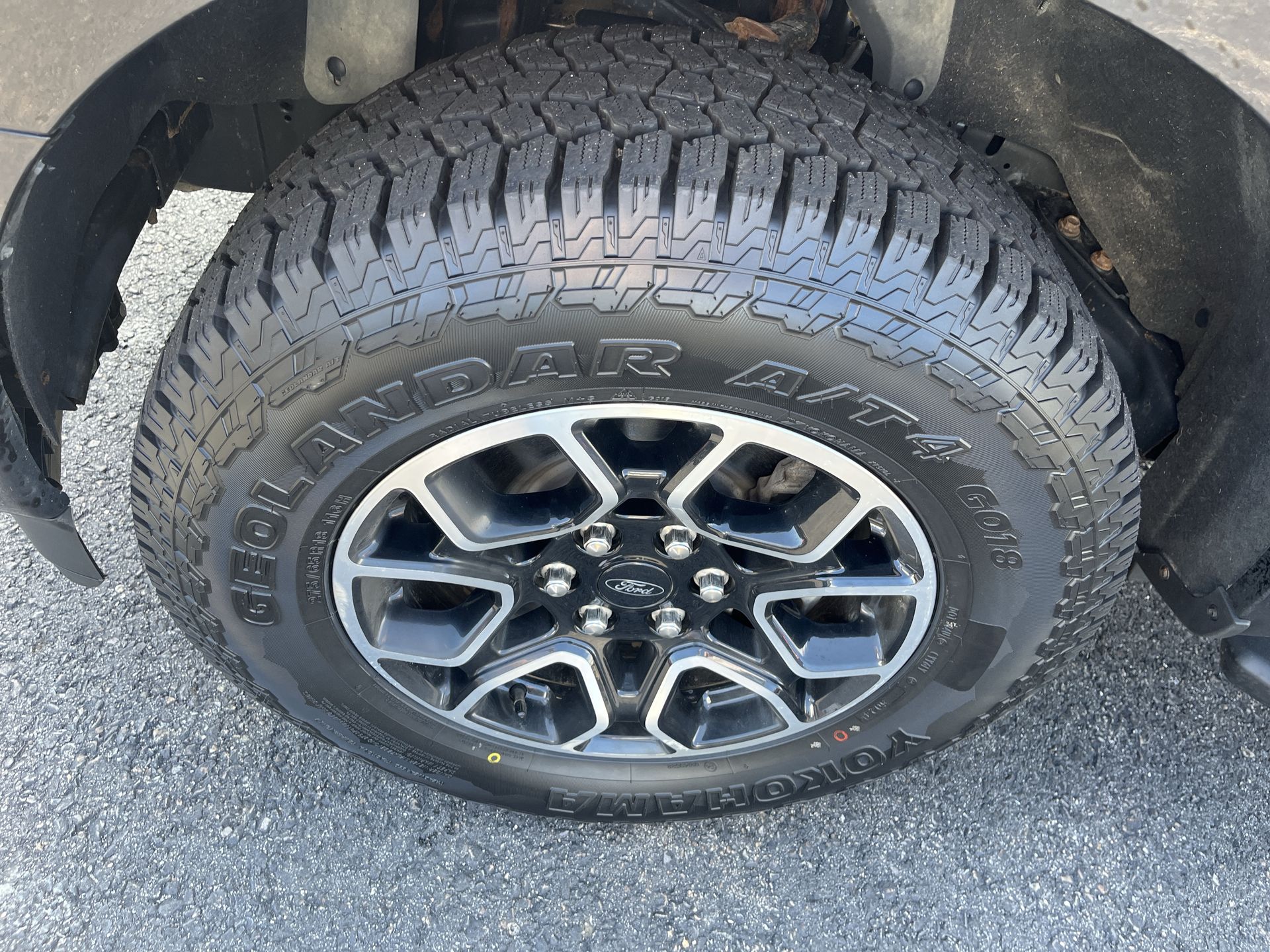 2022 Ford F-150 XLT photo 2