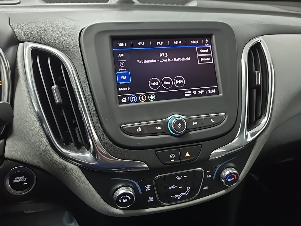 2022 Chevrolet Equinox LS photo 23