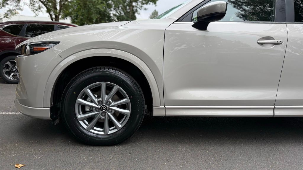 2024 Mazda CX-5 2.5 Select photo 4