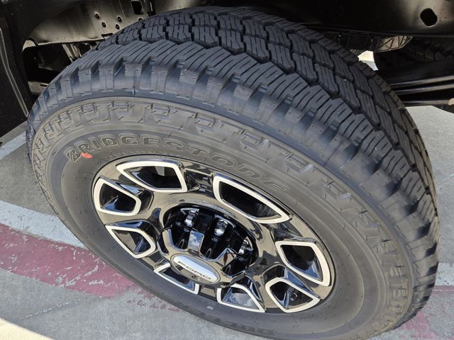 2026 Ford F-250 Platinum photo 12