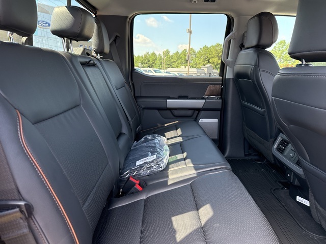 2025 Ford F-350 photo 20
