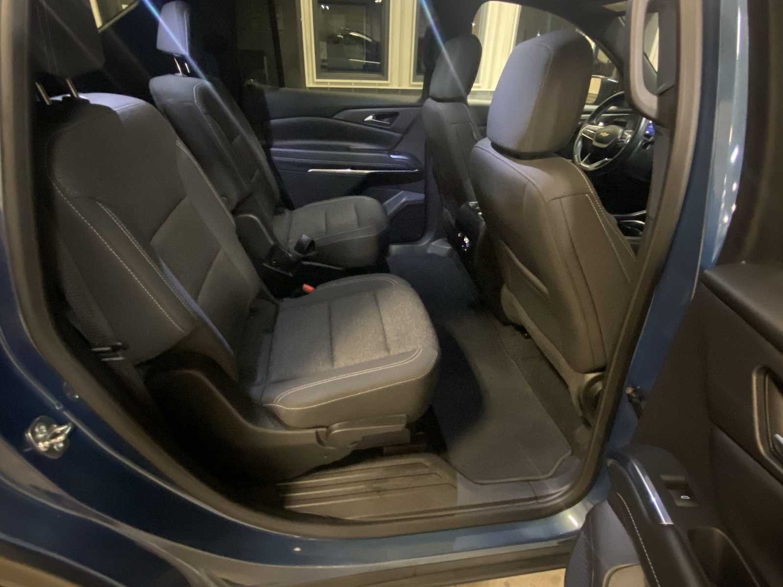 2025 Chevrolet Traverse photo 23