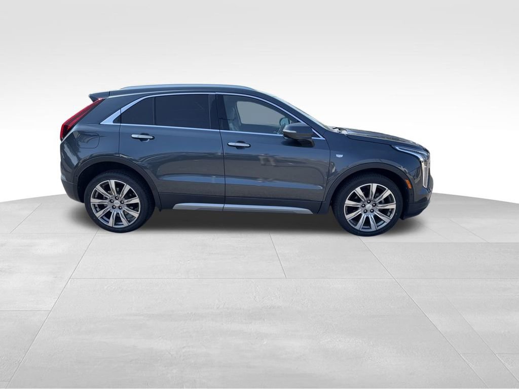 2019 Cadillac XT4 Premium Luxury photo 2
