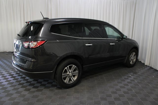 2017 Chevrolet Traverse 2LT photo 6