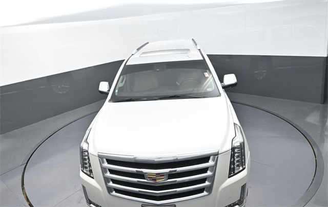 2017 Cadillac Escalade ESV Luxury photo 20