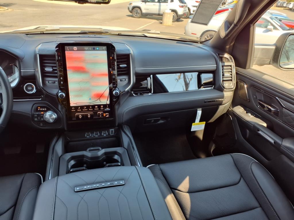 2025 Ram 1500 Limited photo 29