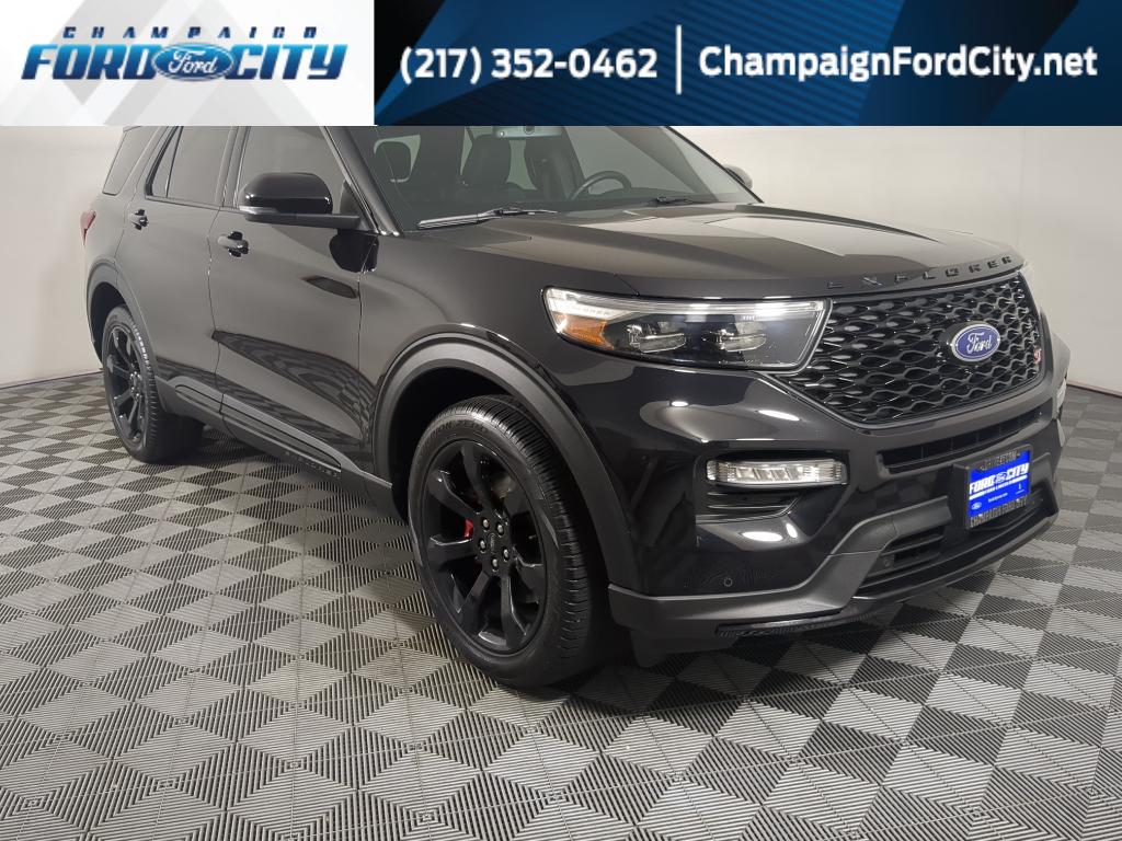2023 Ford Explorer ST's photo