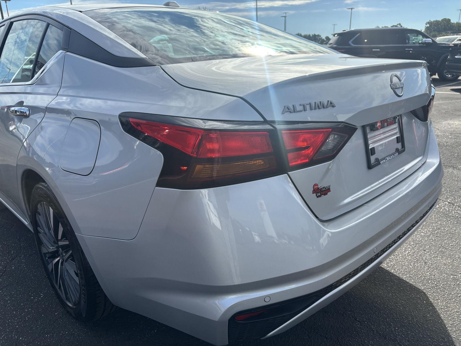 2023 Nissan Altima 2.5 SV photo 30