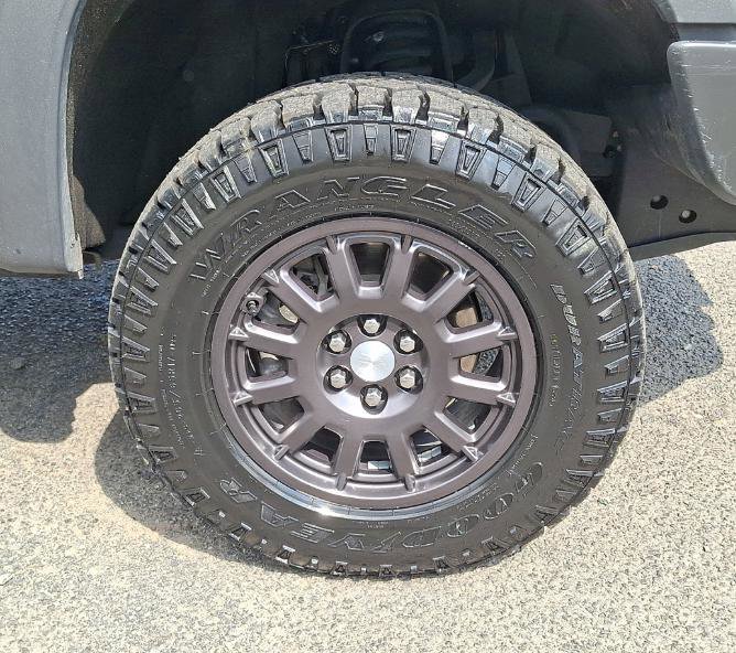 2022 Chevrolet Colorado ZR2 photo 2