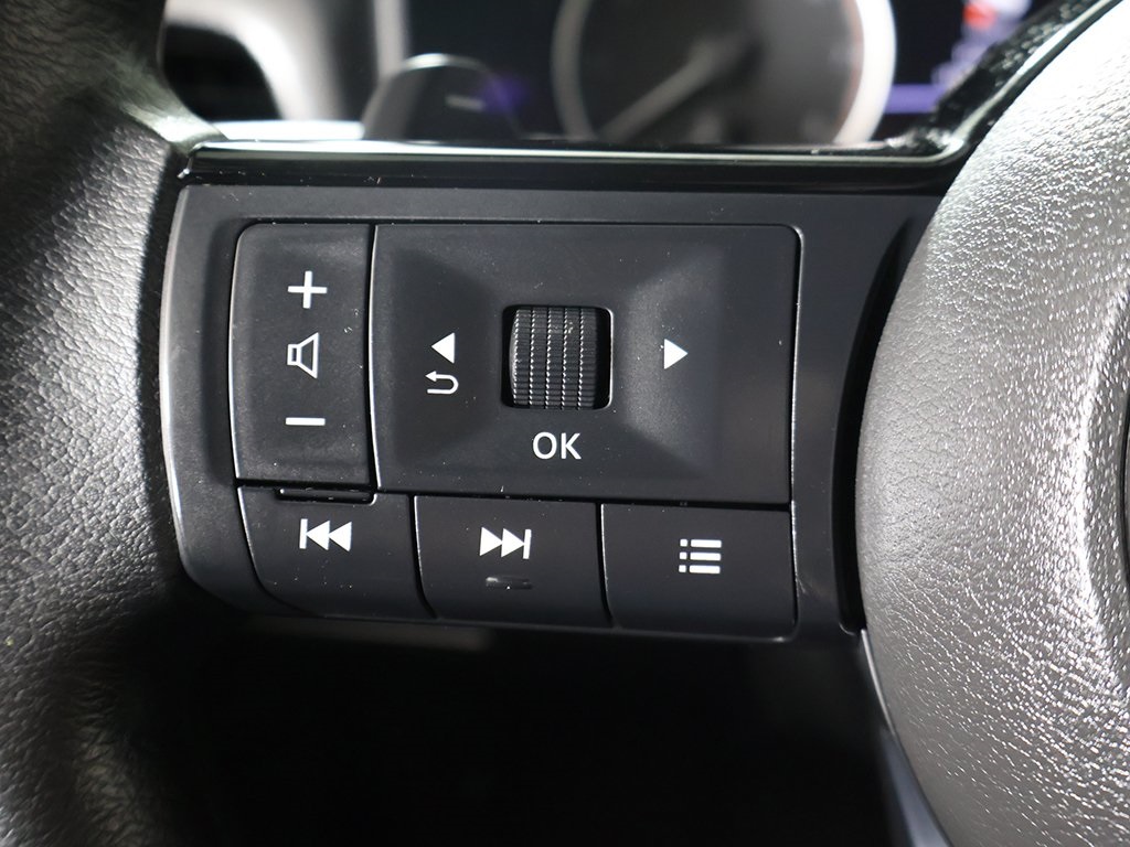 2023 Nissan Rogue SV photo 30