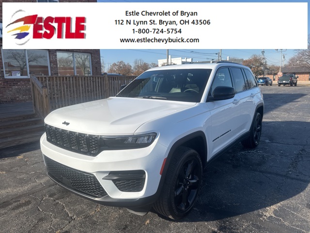 2023 Jeep Grand Cherokee Altitude's photo