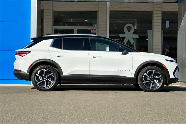 2026 Chevrolet Equinox EV 1LT photo 3