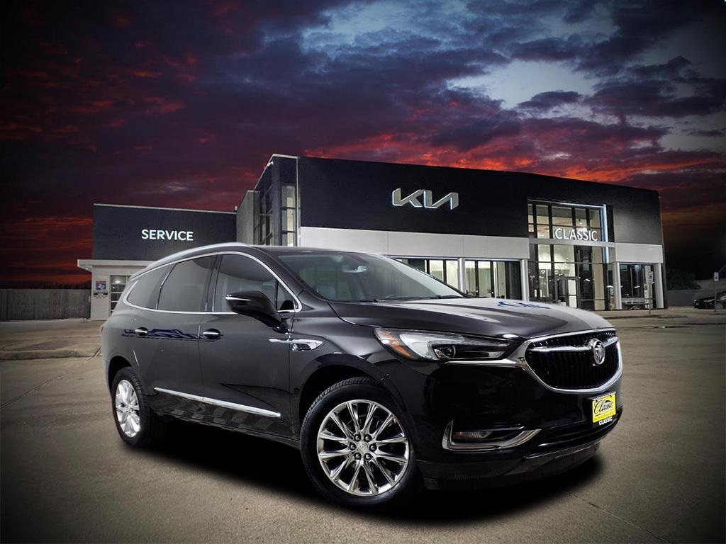2021 Buick Enclave Essence's photo