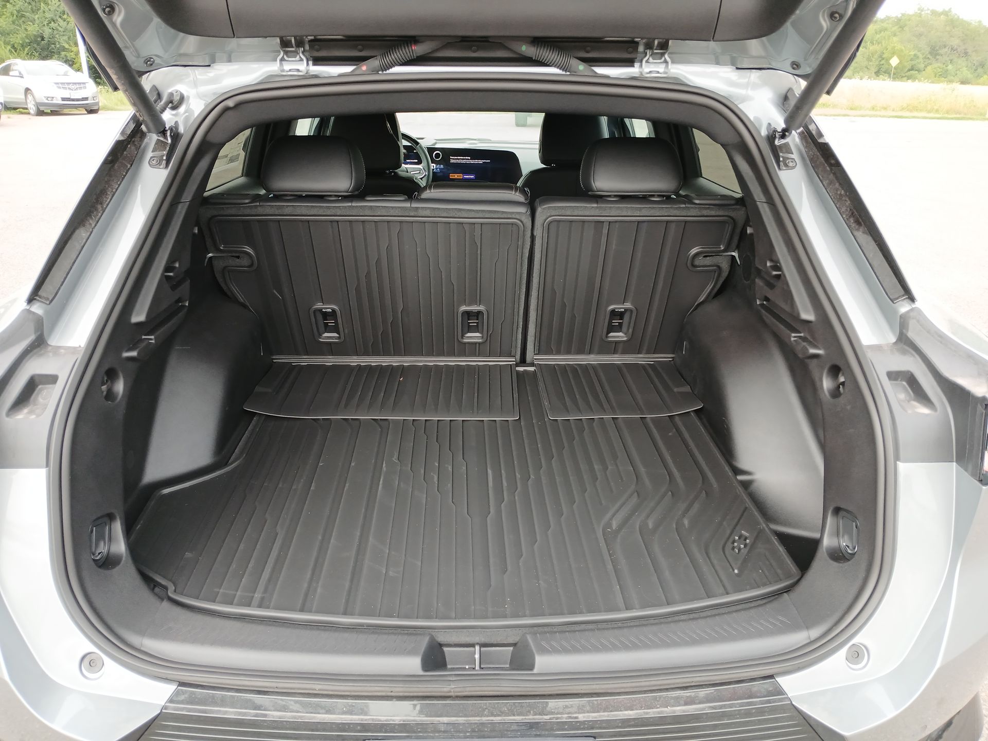 2025 Chevrolet Equinox EV 1LT photo 25