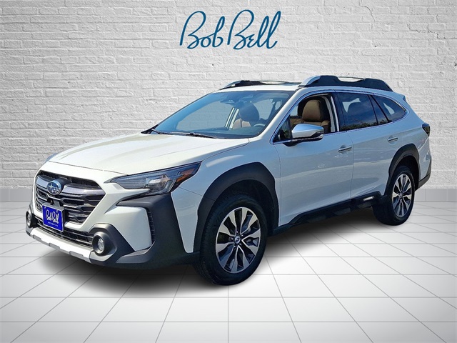 2025 Subaru Outback Touring XT photo 3