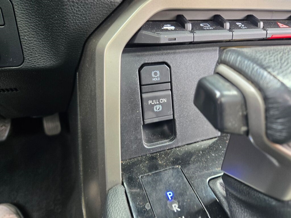 2023 Toyota Tundra Limited photo 30