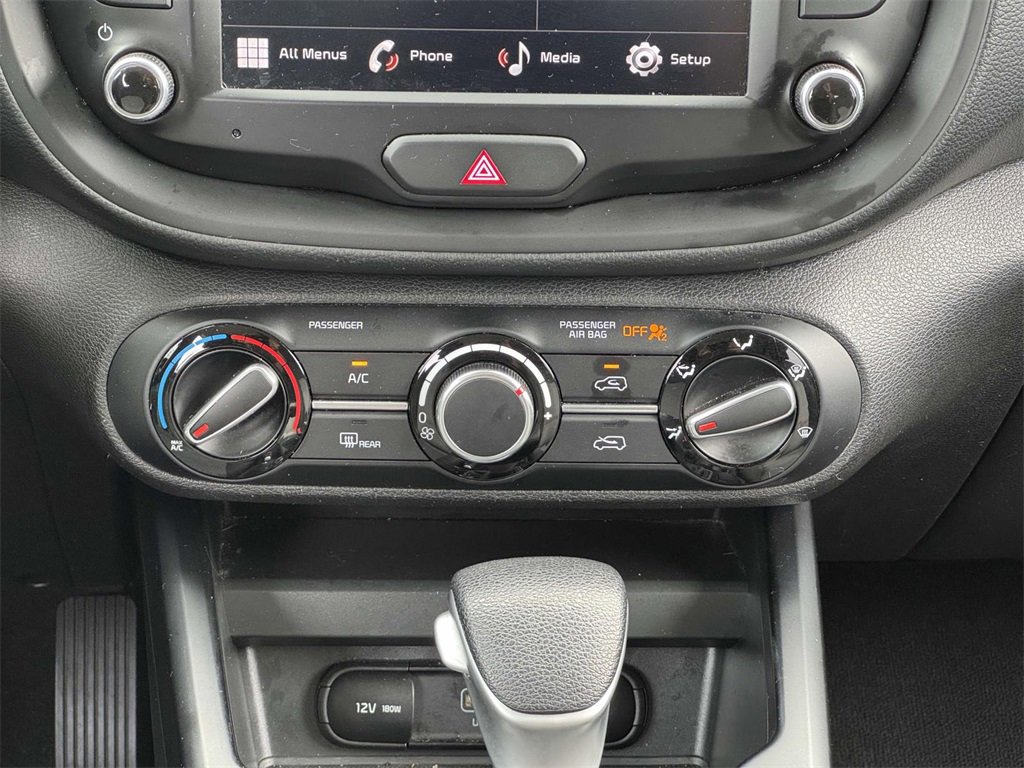 2023 Kia Soul LX photo 5