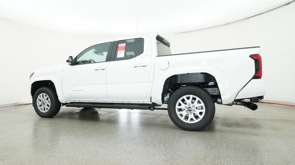 2025 Toyota Tacoma SR5 Double Cab photo 12