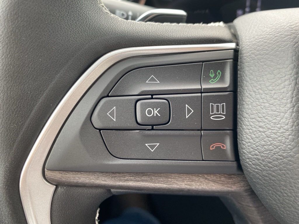 2025 Jeep Grand Cherokee Limited photo 22