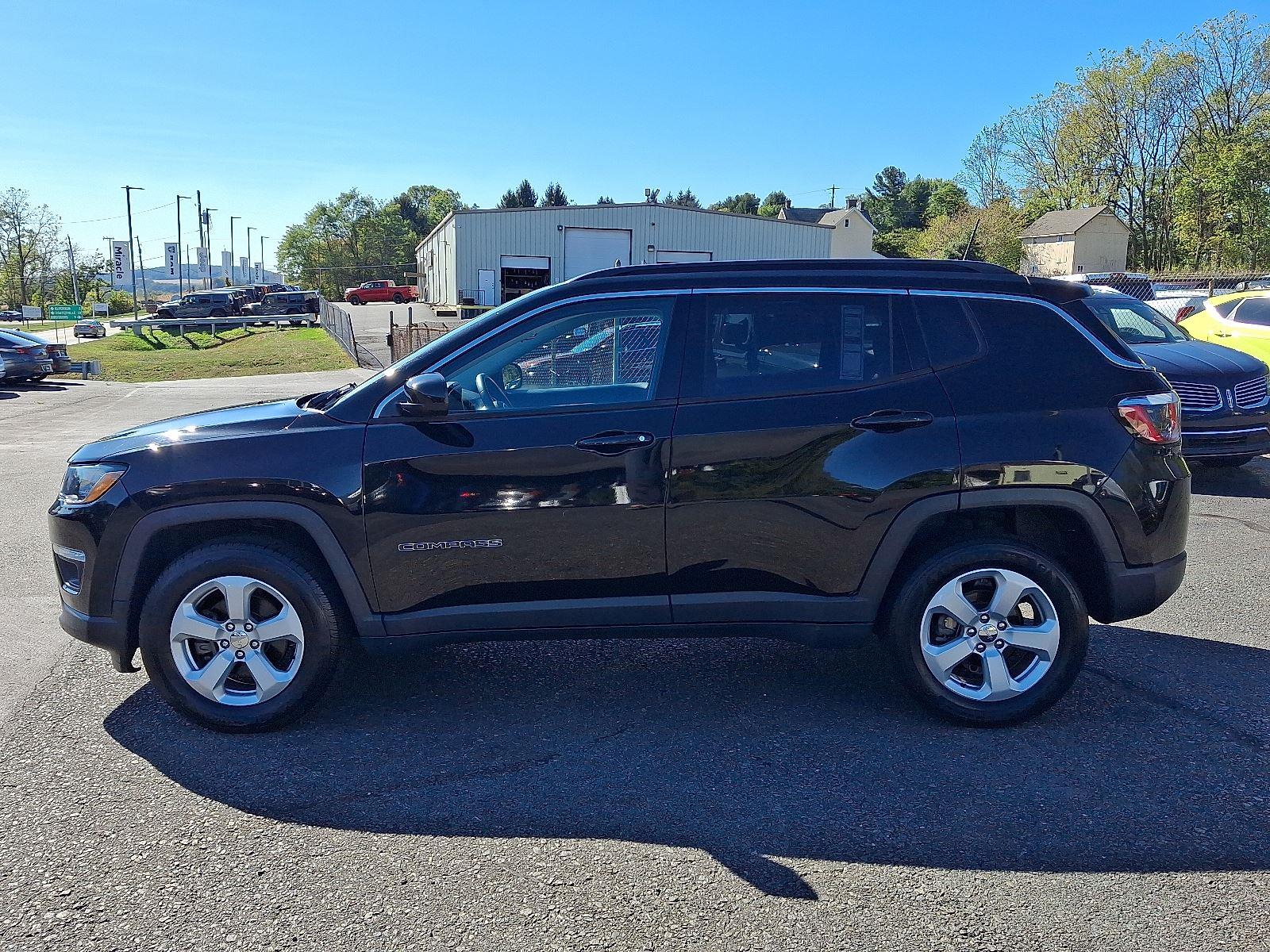 2020 Jeep Compass Latitude photo 4