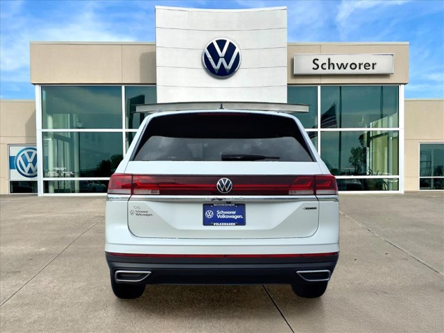 2026 Volkswagen Atlas SE Technology photo 4