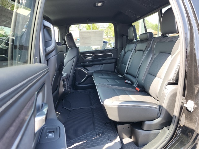 2025 Ram 1500 Laramie photo 14