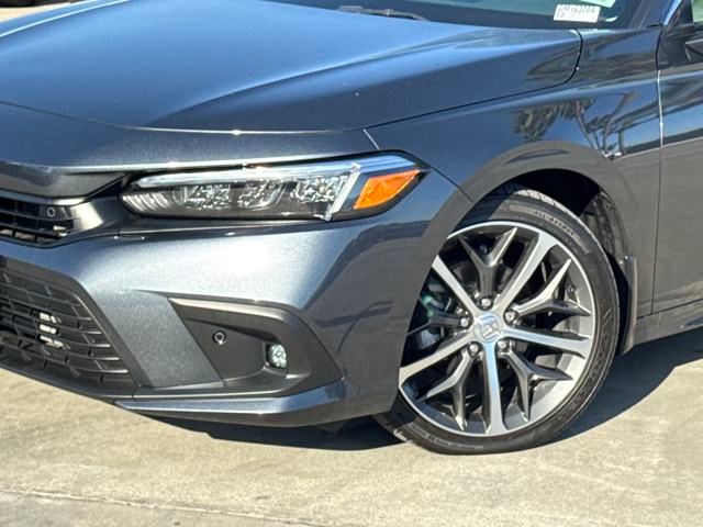2024 Honda Civic Touring photo 3