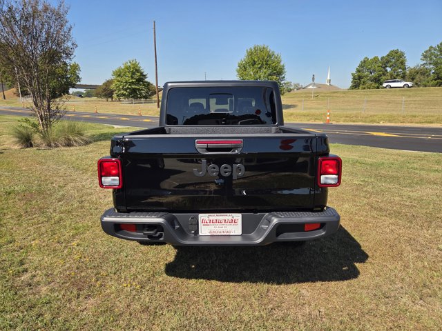 2025 Jeep Gladiator Sport S photo 4