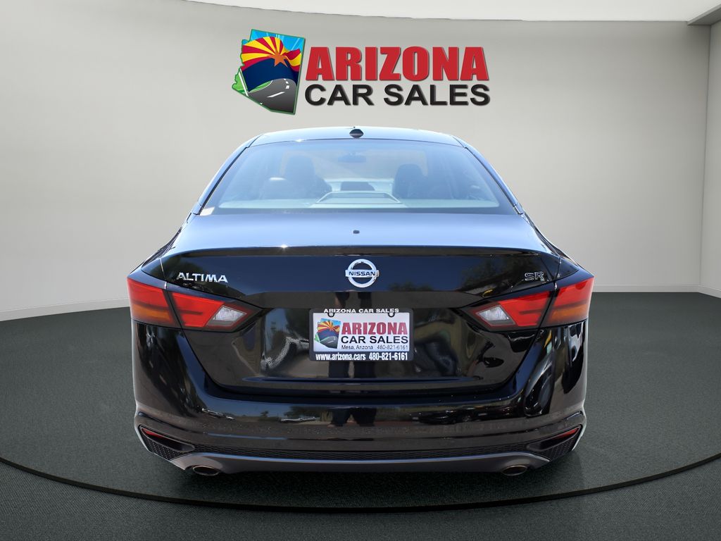 2021 Nissan Altima 2.5 SR photo 2