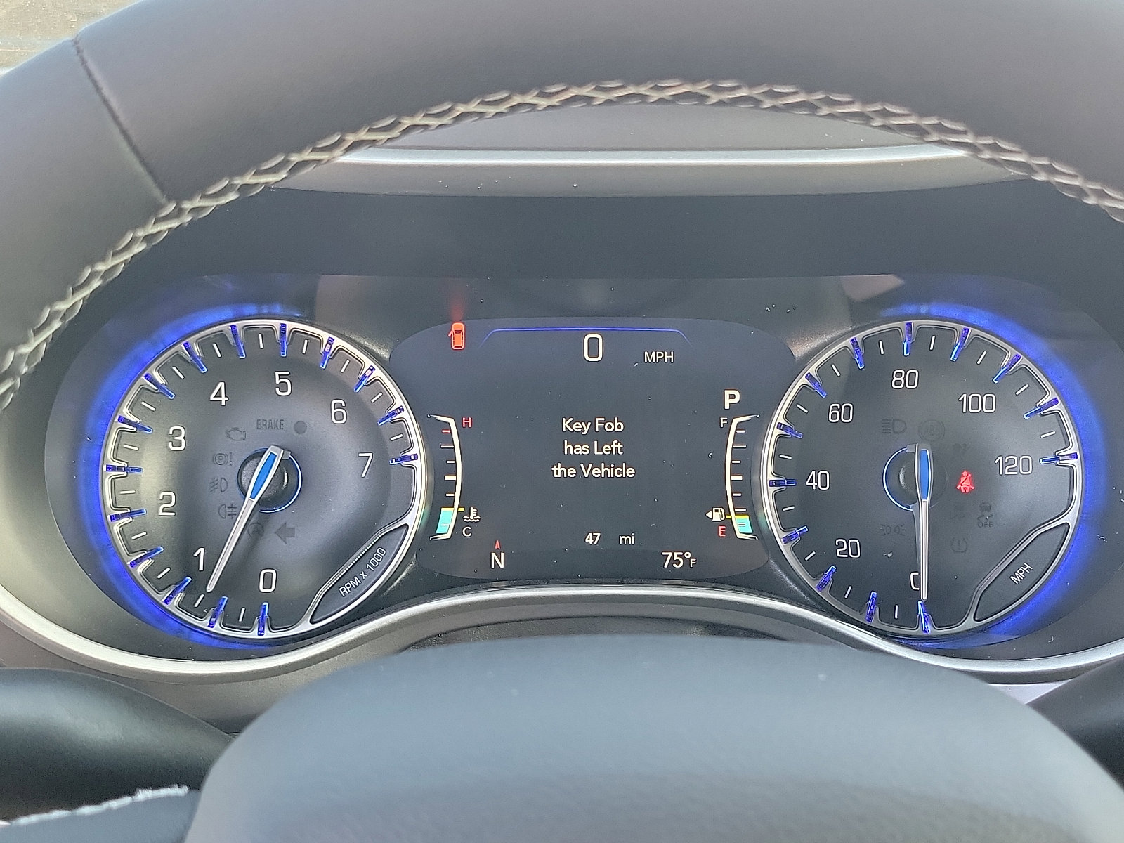 2026 Chrysler Pacifica photo 5