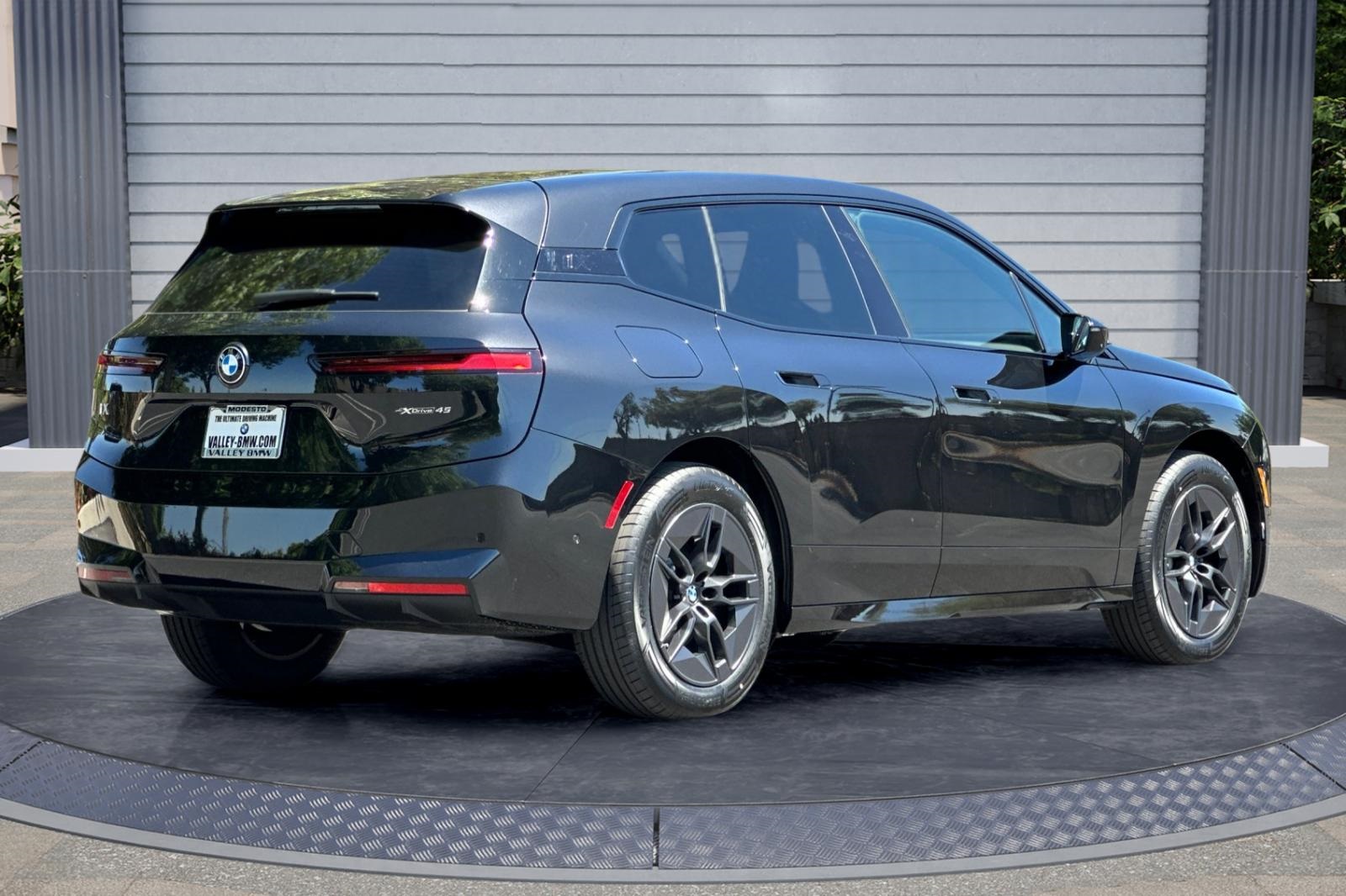 2026 Bmw iX iX xDrive45 photo 4