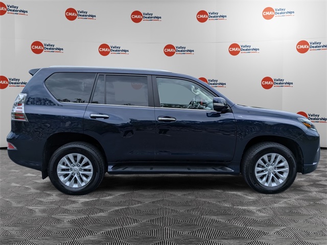 2023 Lexus GX 460 Premium photo 2