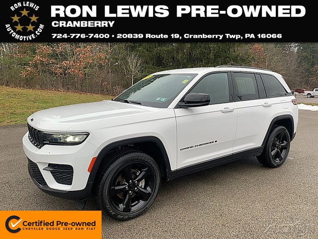 2023 Jeep Grand Cherokee Altitude's photo