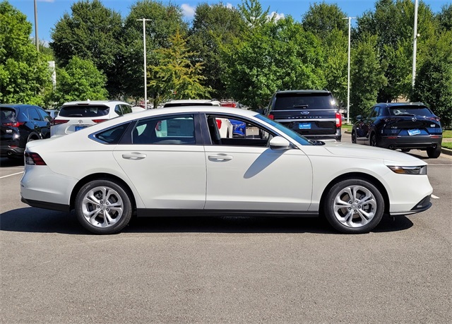 2025 Honda Accord 1.5T LX photo 2