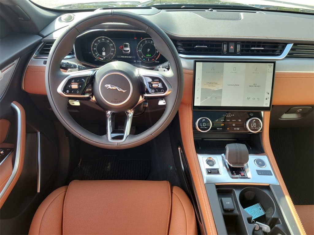 2026 Jaguar F-PACE P250 R-Dynamic S photo 18