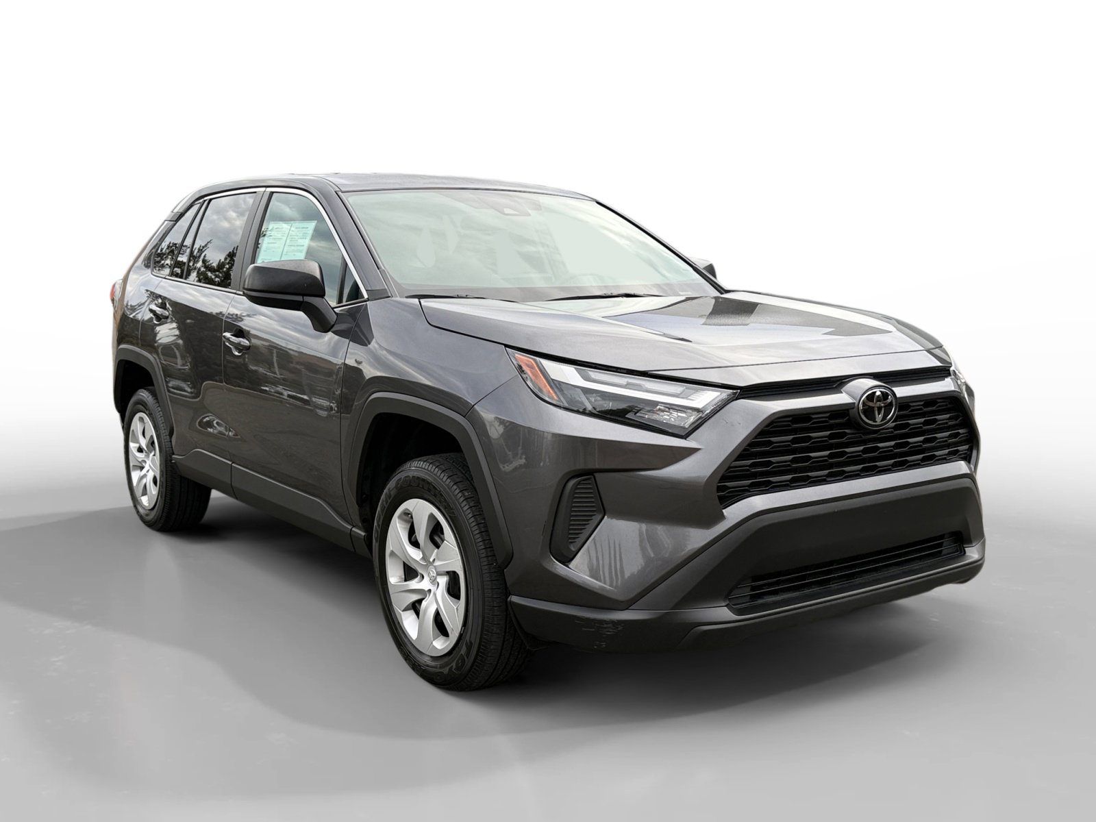 2024 Toyota RAV4 LE photo 6