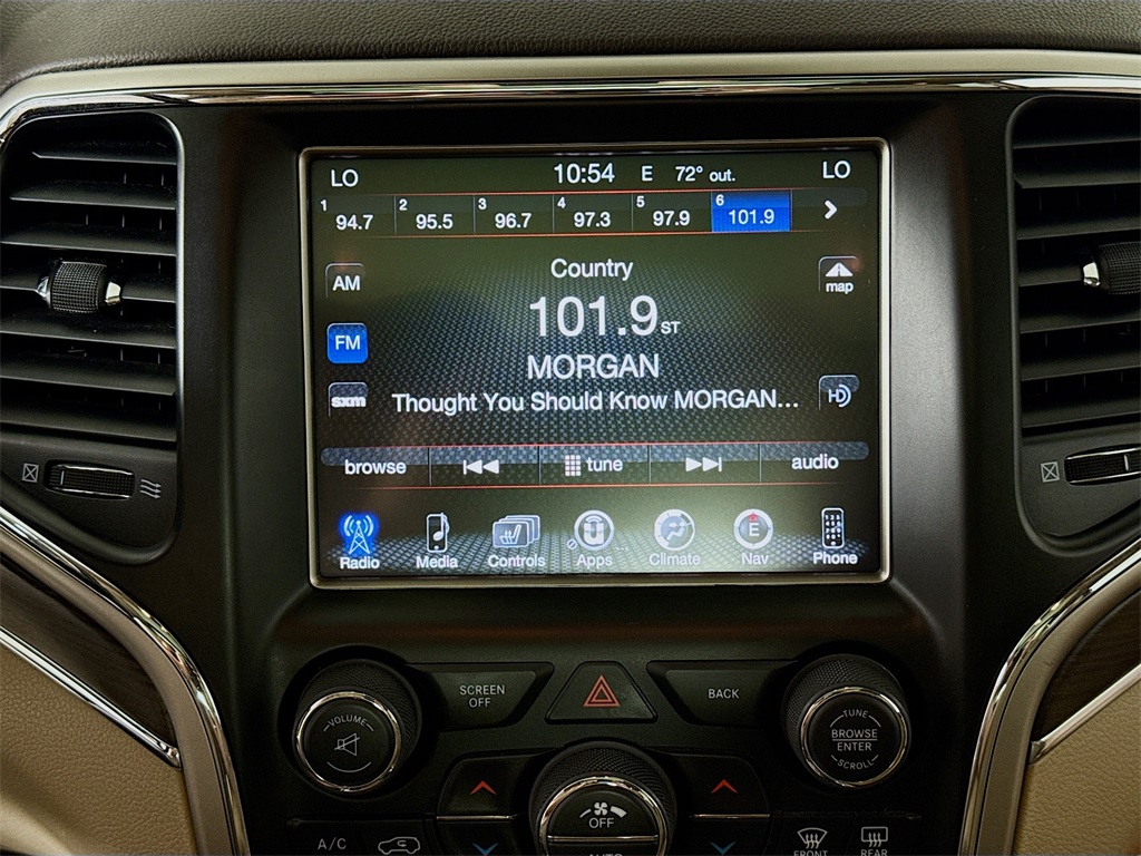 2015 Jeep Grand Cherokee Overland photo 14